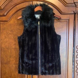 Marc New York Black Faux Fur Vest  Size Medium
